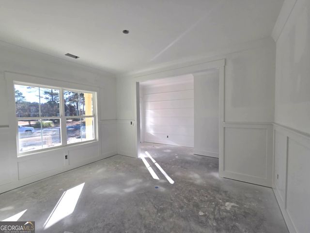 208 Cypress Lake Drive, Bloomingdale, GA 31302