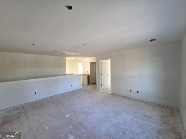 208 Cypress Lake Drive, Bloomingdale, GA 31302