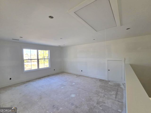 208 Cypress Lake Drive, Bloomingdale, GA 31302