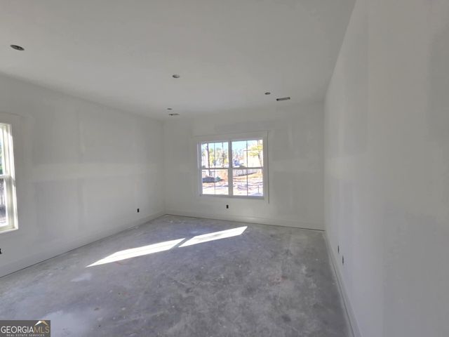 208 Cypress Lake Drive, Bloomingdale, GA 31302