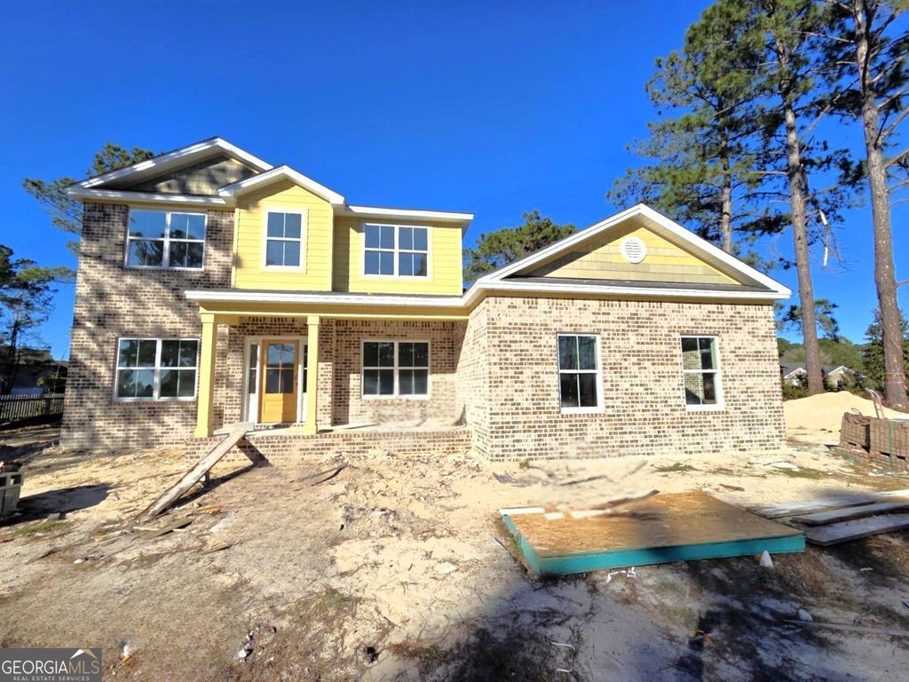 208 Cypress Lake Drive, Bloomingdale, GA 31302