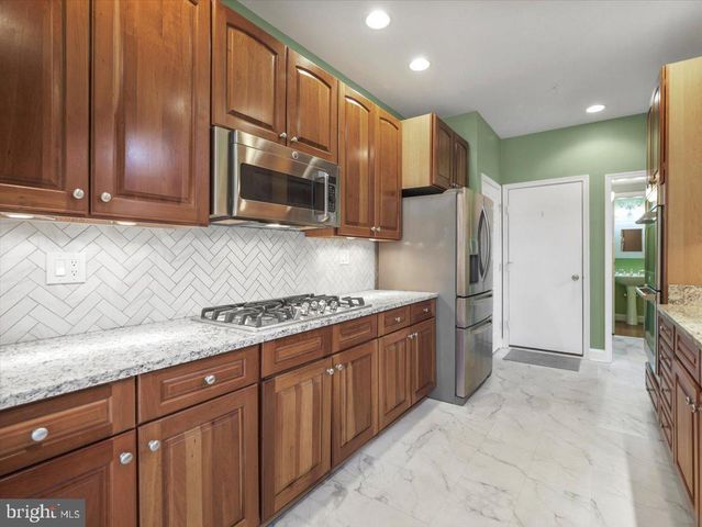 2601 MILL RACE RD, Frederick, MD 21701