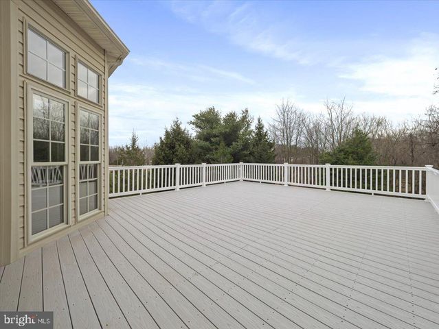 2601 MILL RACE RD, Frederick, MD 21701