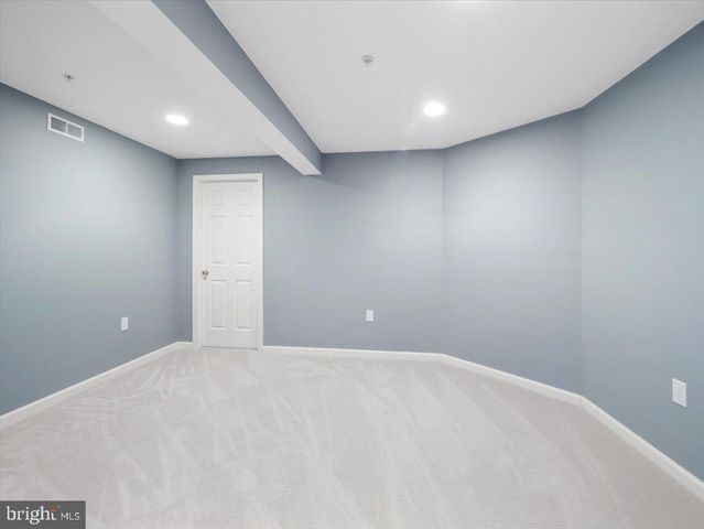 2601 MILL RACE RD, Frederick, MD 21701