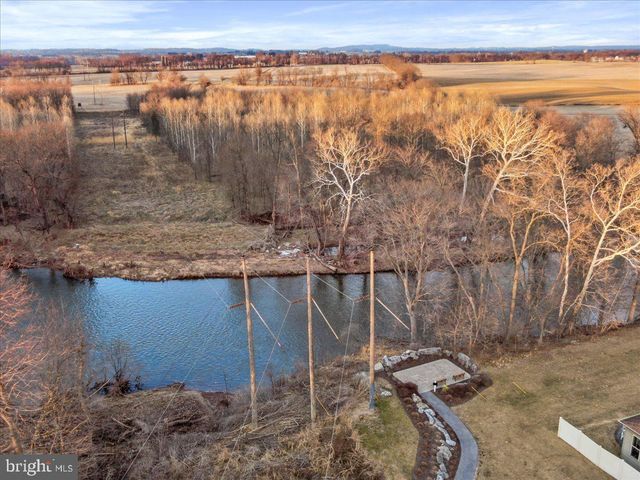 2601 MILL RACE RD, Frederick, MD 21701