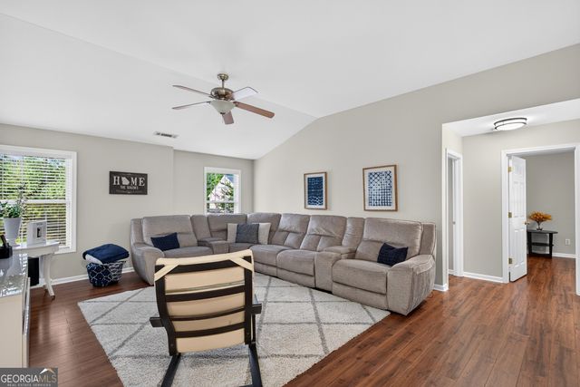 323 Revolution Drive, Peachtree City, GA 30269