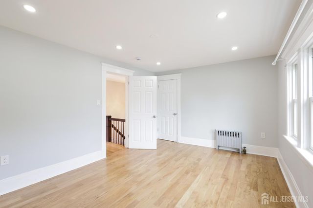 657 Amboy Avenue, Edison, NJ 08837