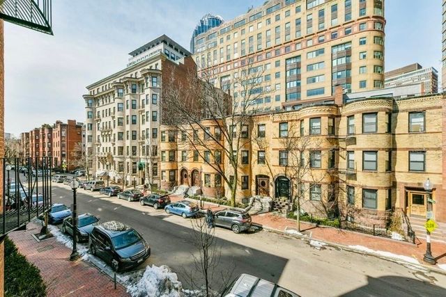 40 Saint Botolph Street 22, Boston, MA 02116