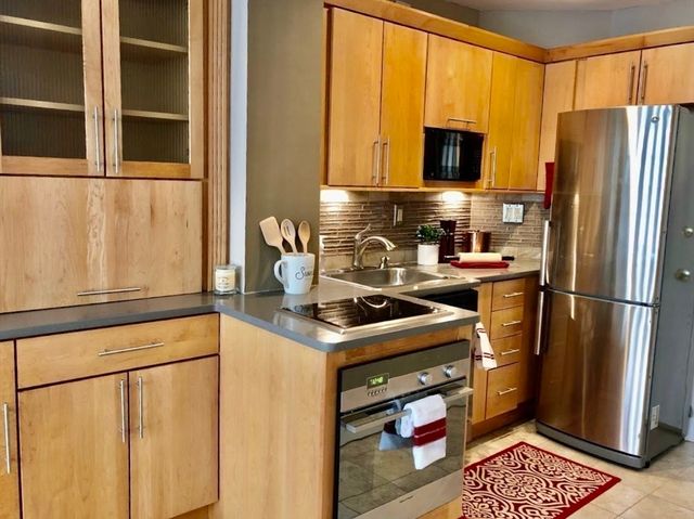 40 Saint Botolph Street 22, Boston, MA 02116