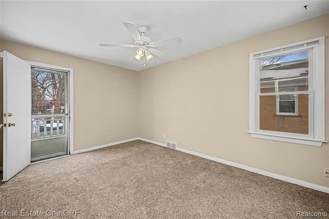 506 W 12 Mile Road, Royal Oak, MI 48073