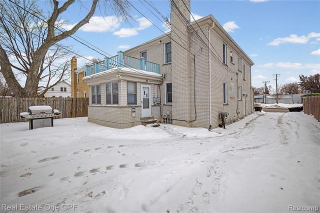 506 W 12 Mile Road, Royal Oak, MI 48073