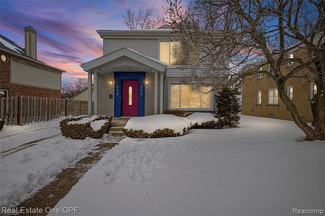 506 W 12 Mile Road, Royal Oak, MI 48073