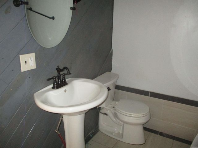 57 White Oak Lane, Little Rock, AR 72227