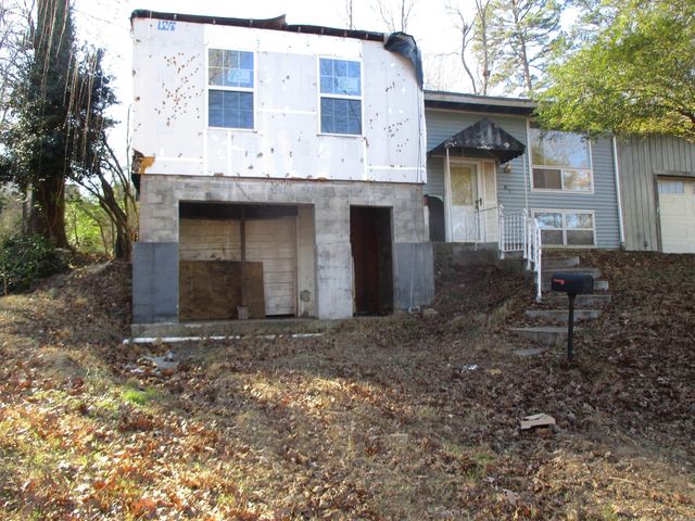 57 White Oak Lane, Little Rock, AR 72227