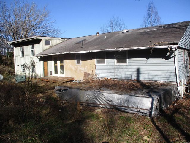 57 White Oak Lane, Little Rock, AR 72227