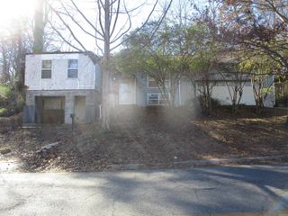 57 White Oak Lane, Little Rock, AR 72227