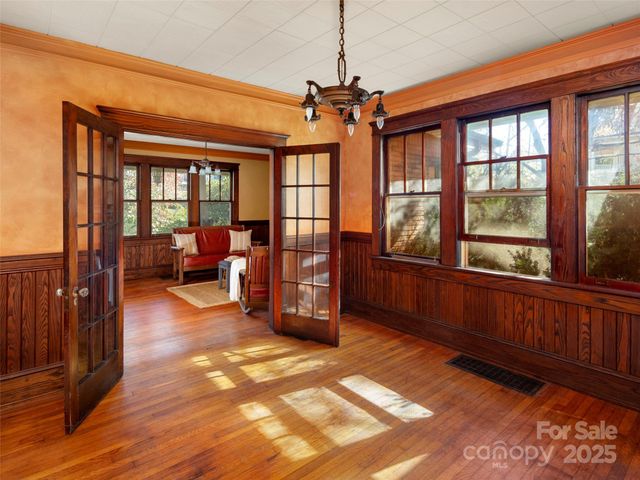 257 Church Street, Waynesville, NC 28786