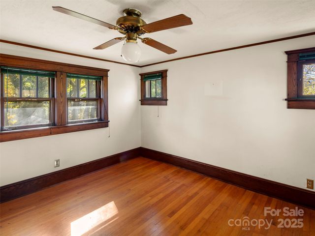 257 Church Street, Waynesville, NC 28786