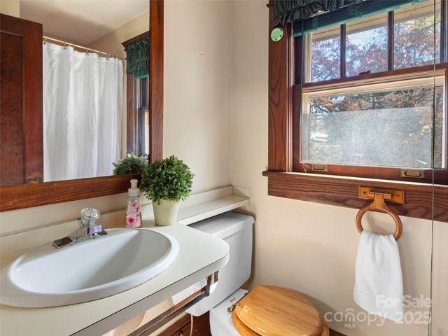 257 Church Street, Waynesville, NC 28786