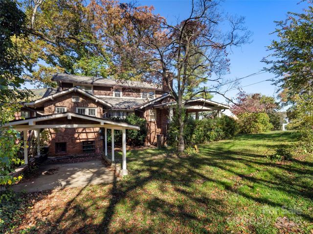 257 Church Street, Waynesville, NC 28786