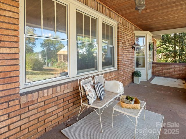 257 Church Street, Waynesville, NC 28786