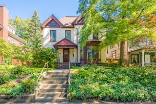 252 Madison Avenue SE, Grand Rapids, MI 49503
