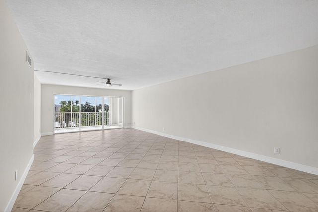 100 Waterway Road A304, Tequesta, FL 33469