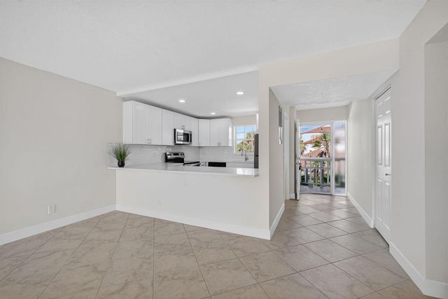 100 Waterway Road A304, Tequesta, FL 33469