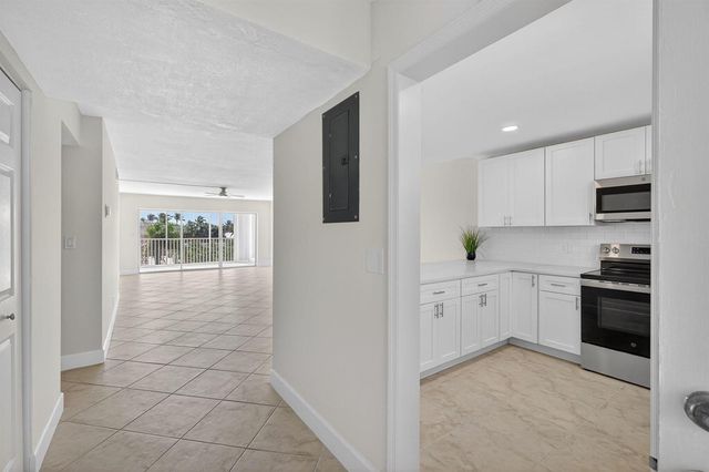 100 Waterway Road A304, Tequesta, FL 33469
