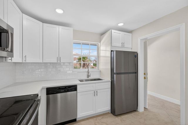 100 Waterway Road A304, Tequesta, FL 33469