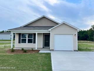 121 Trotline Street, Grifton, NC 28530