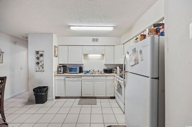 101 Cambridge Circle K4, Murrells Inlet, SC 29576