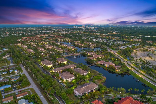 2805 Veronia Drive 107, Palm Beach Gardens, FL 33410