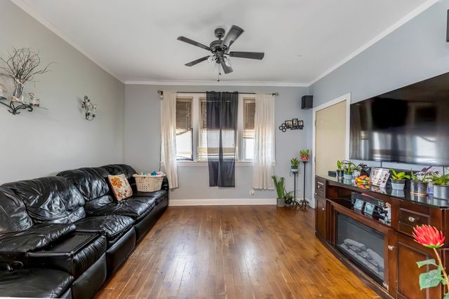 6613 S Justine Street, Chicago, IL 60636