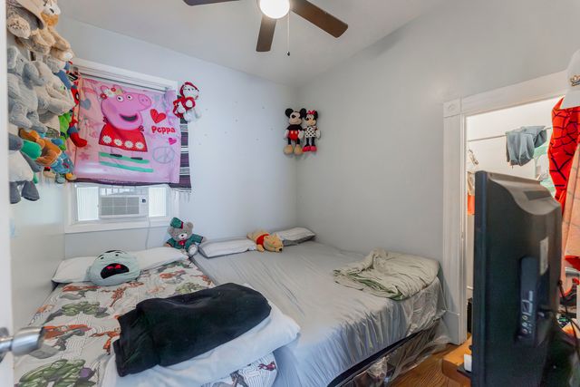 6613 S Justine Street, Chicago, IL 60636