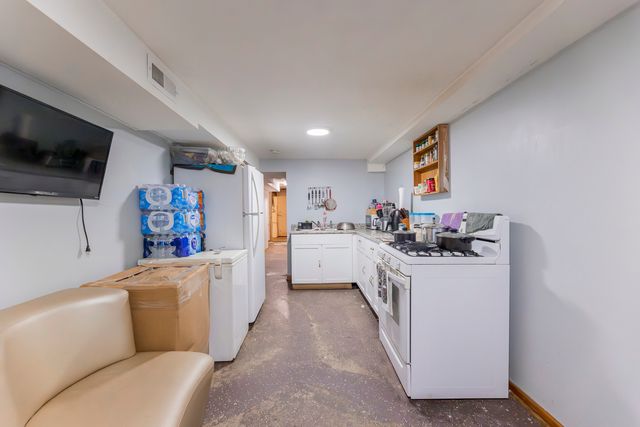 6613 S Justine Street, Chicago, IL 60636