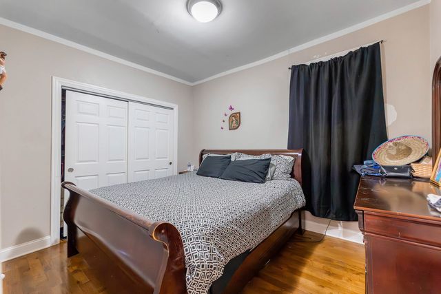 6613 S Justine Street, Chicago, IL 60636