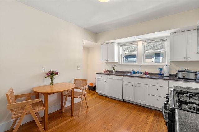 9-11 Oliva Rd, Boston, MA 02135