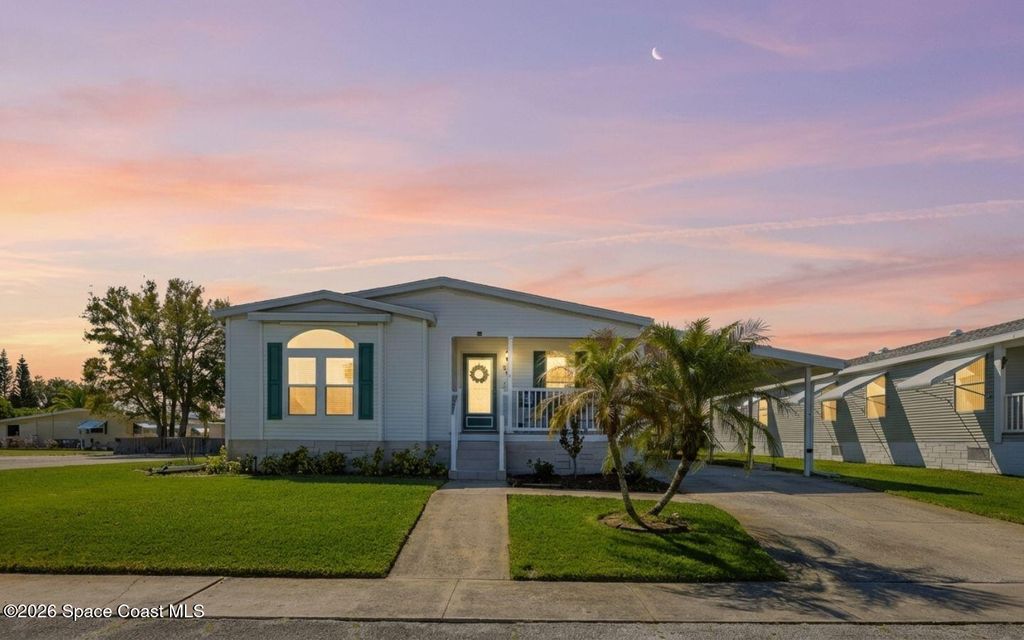 518 Kimberly Circle, Melbourne, FL 32904