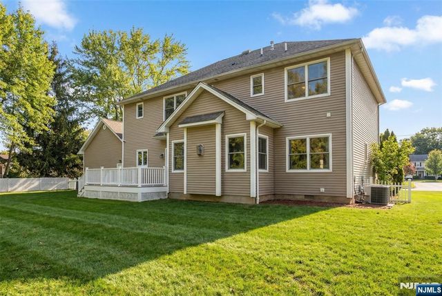 54 Charles Place, Old Tappan, NJ 07675
