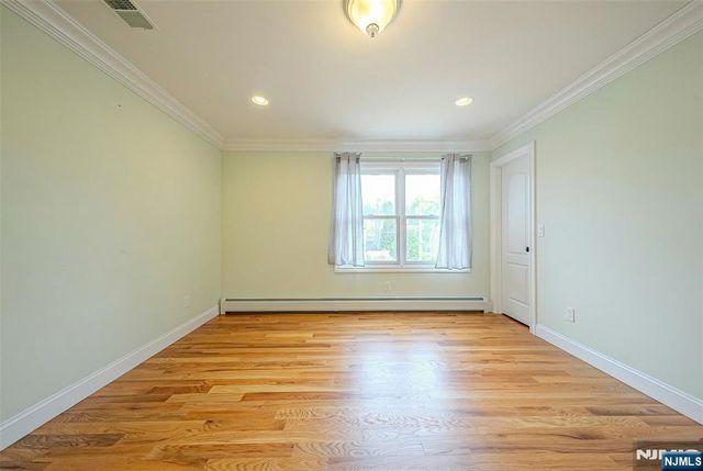 54 Charles Place, Old Tappan, NJ 07675