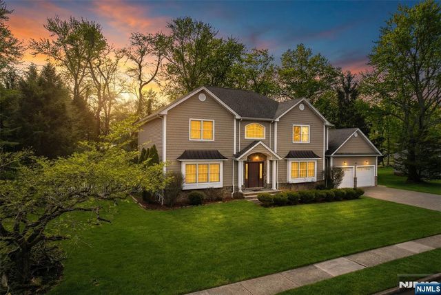 54 Charles Place, Old Tappan, NJ 07675