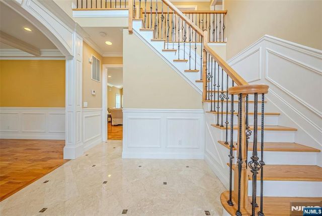 54 Charles Place, Old Tappan, NJ 07675