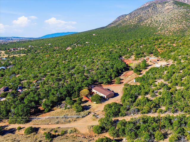 43 Morning Star Road, Edgewood, NM 87015
