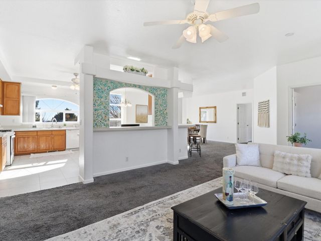 43 Morning Star Road, Edgewood, NM 87015