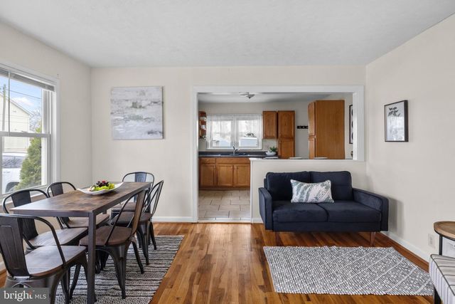 405 E 7TH AVE, Ranson, WV 25438