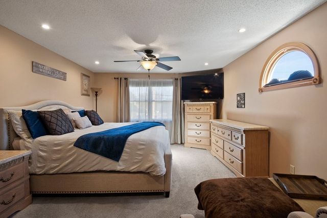 45 Somers Rd, East Longmeadow, MA 01028