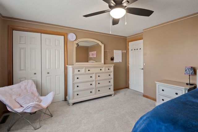 45 Somers Rd, East Longmeadow, MA 01028