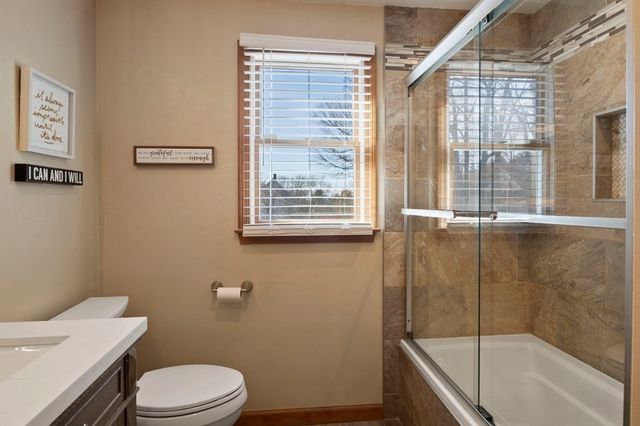 45 Somers Rd, East Longmeadow, MA 01028