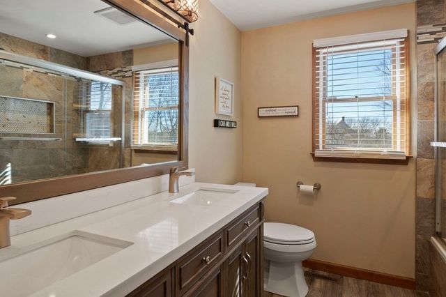 45 Somers Rd, East Longmeadow, MA 01028